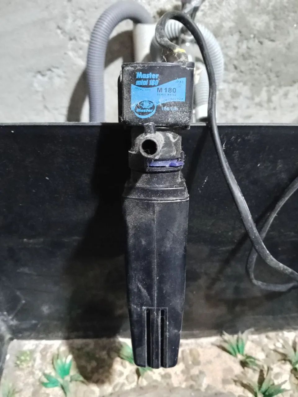 Aquário frente curvada 30 litros - Foto 2