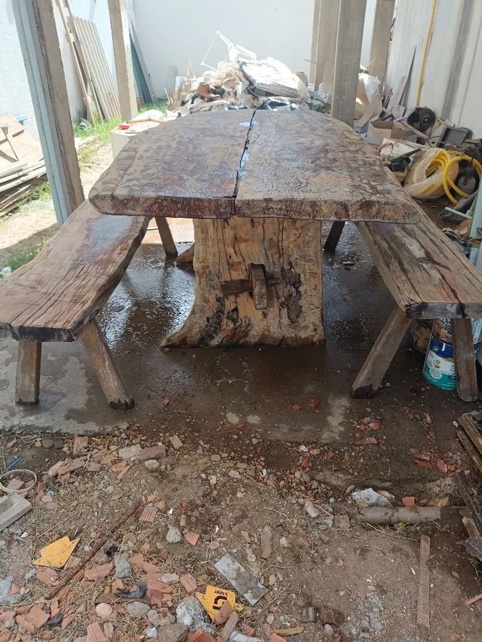 Mesa rústica 