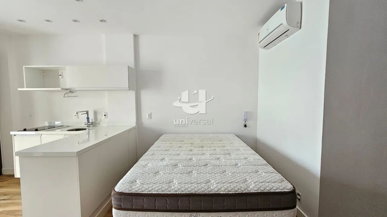Studio de Alto Padrão | 35m² (útil), Ar e Rooftop - Foto 3