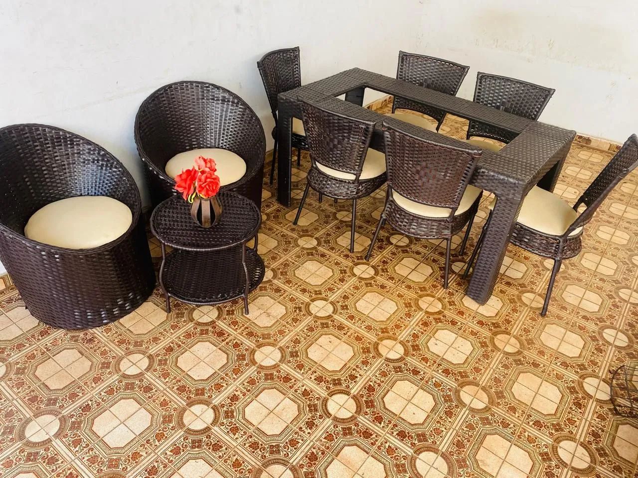 Jogo de mesa e poltronas - Foto 4