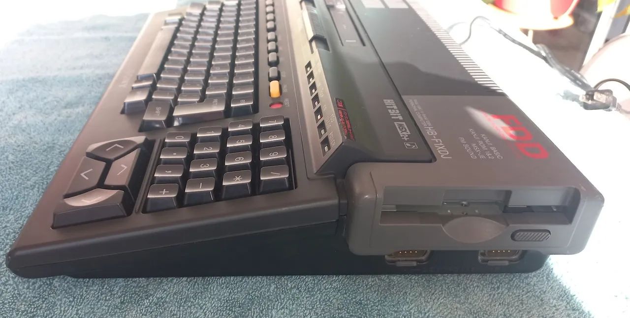 MSX 2+ Sony XDJ - Computadores e Desktops - Condomínio Terras do