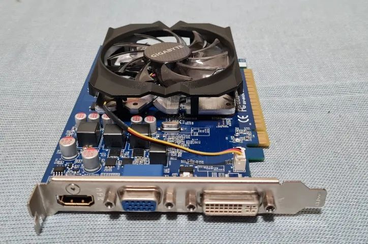 KIT MBOARD ASROCK FM2A55M-HD+ PROC ATHLON 4400 E PLACA DE VIDEO GIGABYTE GV-N420-GI - Foto 5