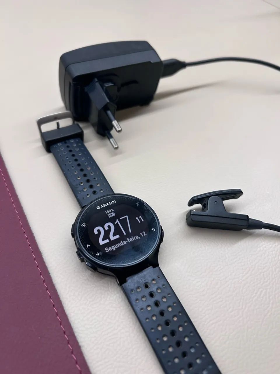 Relógio Garmin Forerunner 235