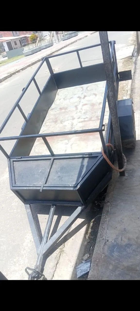 Carrocinha bem grande resistente reforçado pra vender logo ZAP *