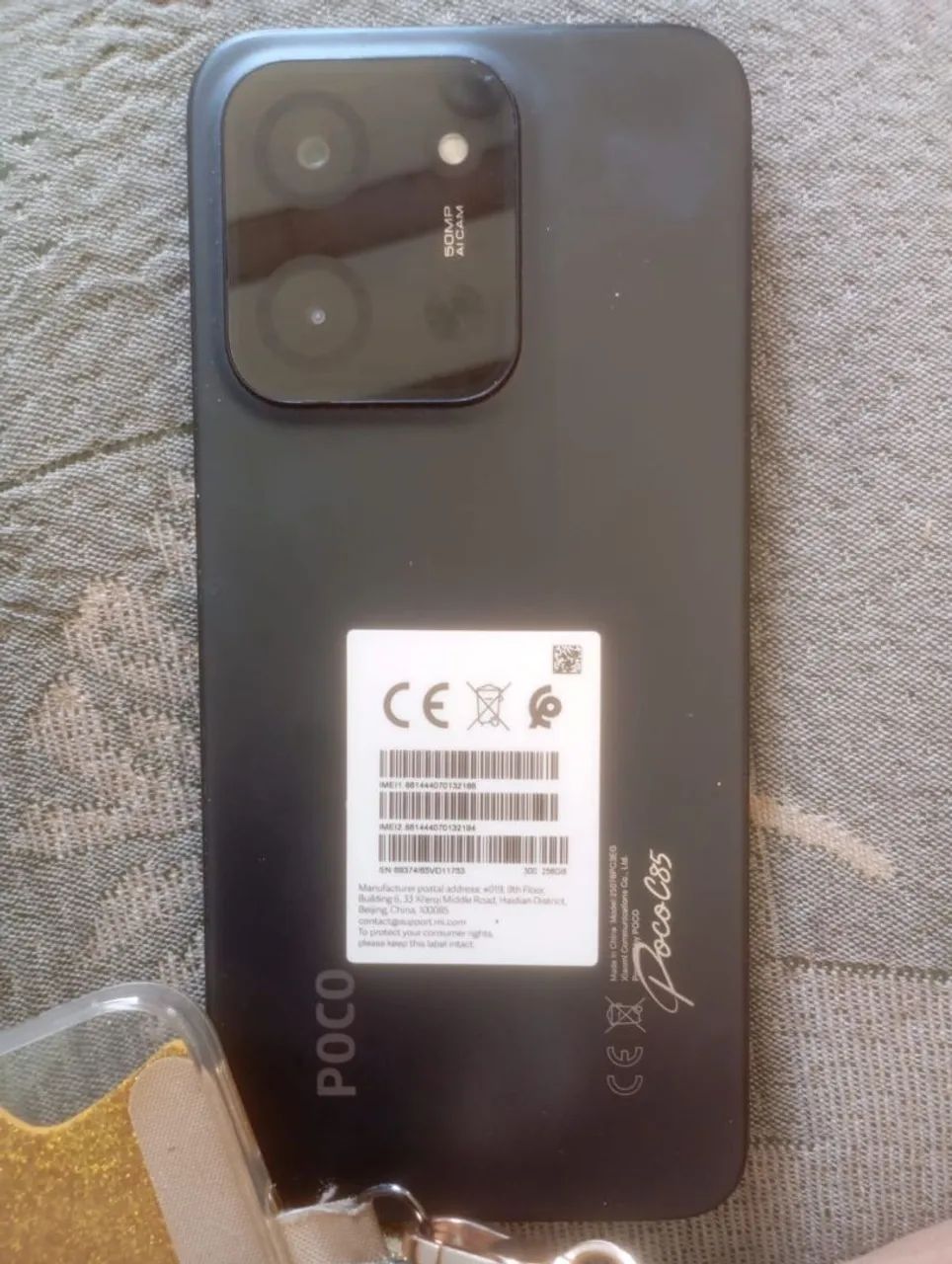 Celular pococ 85 