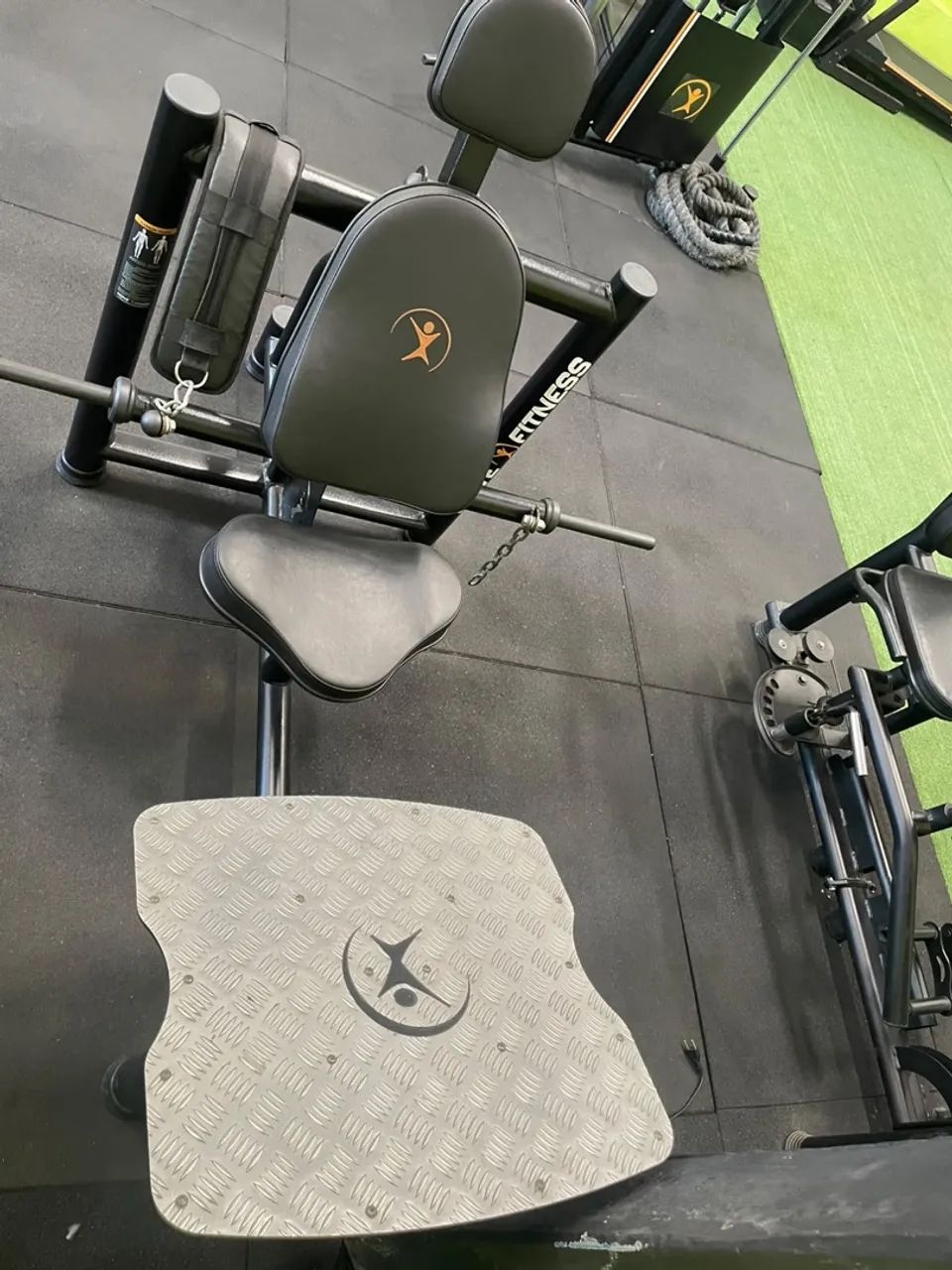 Máquina Elevação Pélvica 