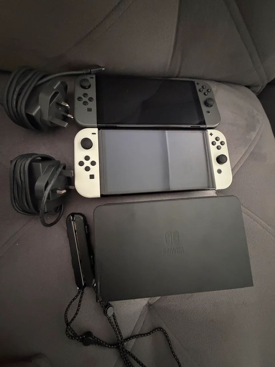 Nintendo Switch OLED x2 + Joy-Cons + Acessórios