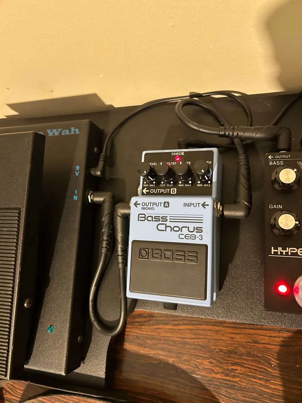 Pedal Boss Bass Chorus CEB-3 - Foto 5