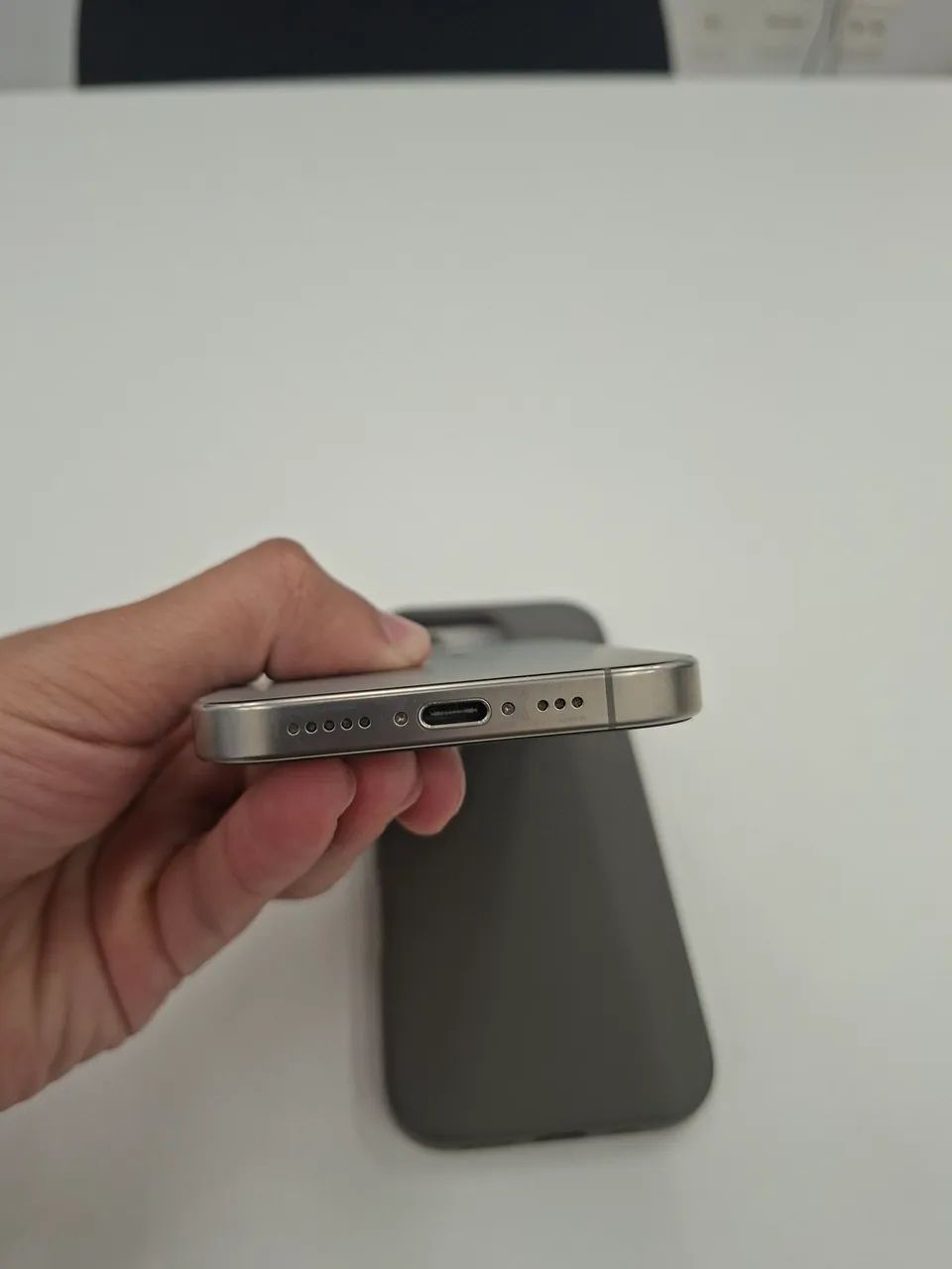 IPHONE 16 PRO - Foto 5