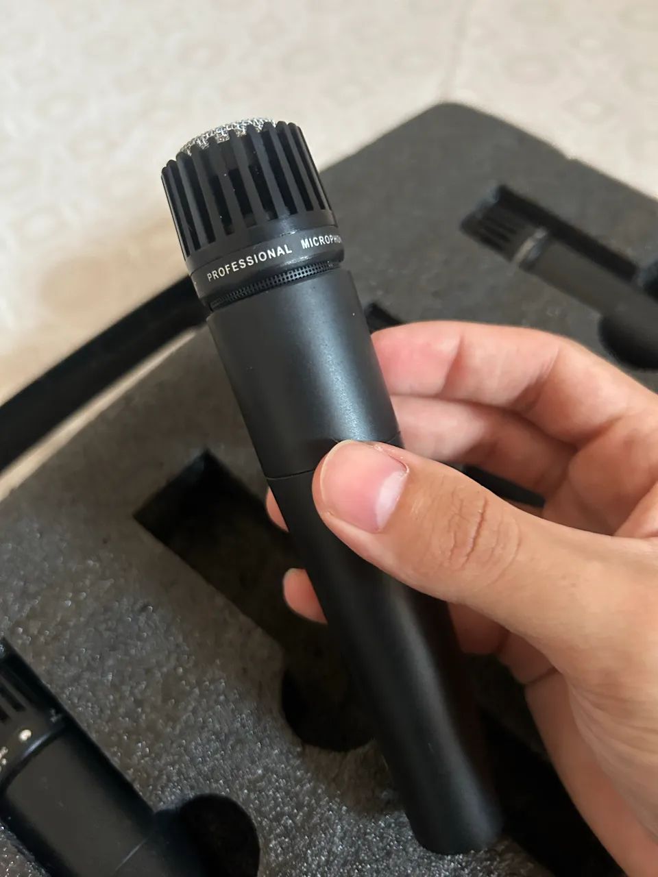 Kit de 5 Microfones Dinâmicos Arcano Renius-7 (Paralelo ao Shure SM57) excelente estado - Foto 3