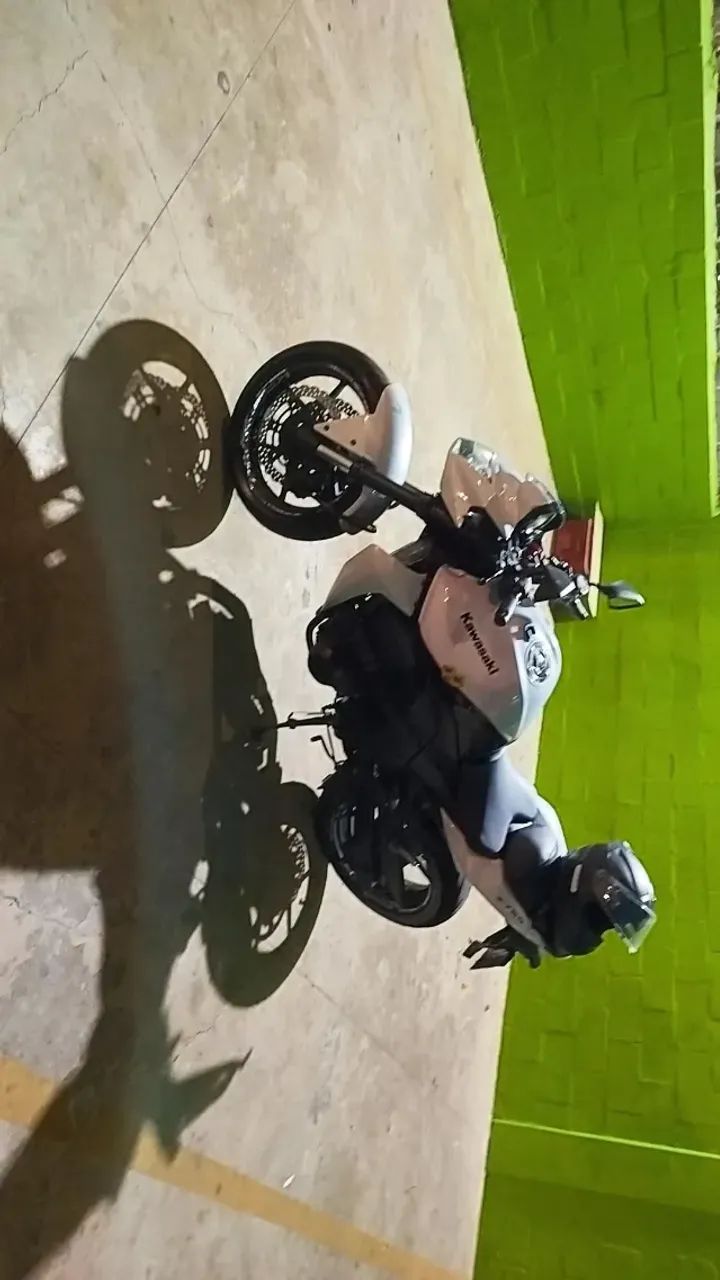 Kawasaki z750  - Foto 3