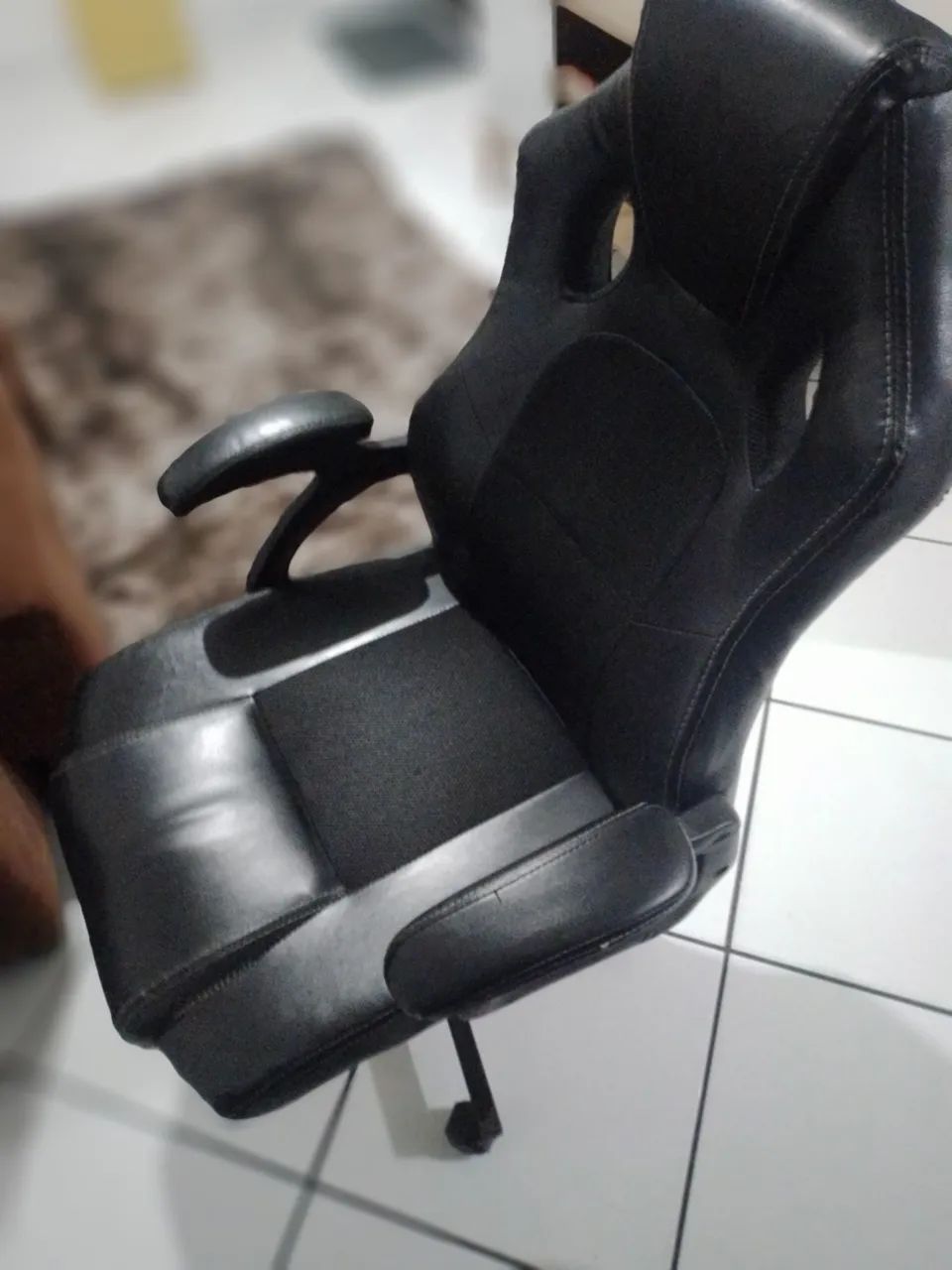 Cadeira gamer de couro  - Foto 3