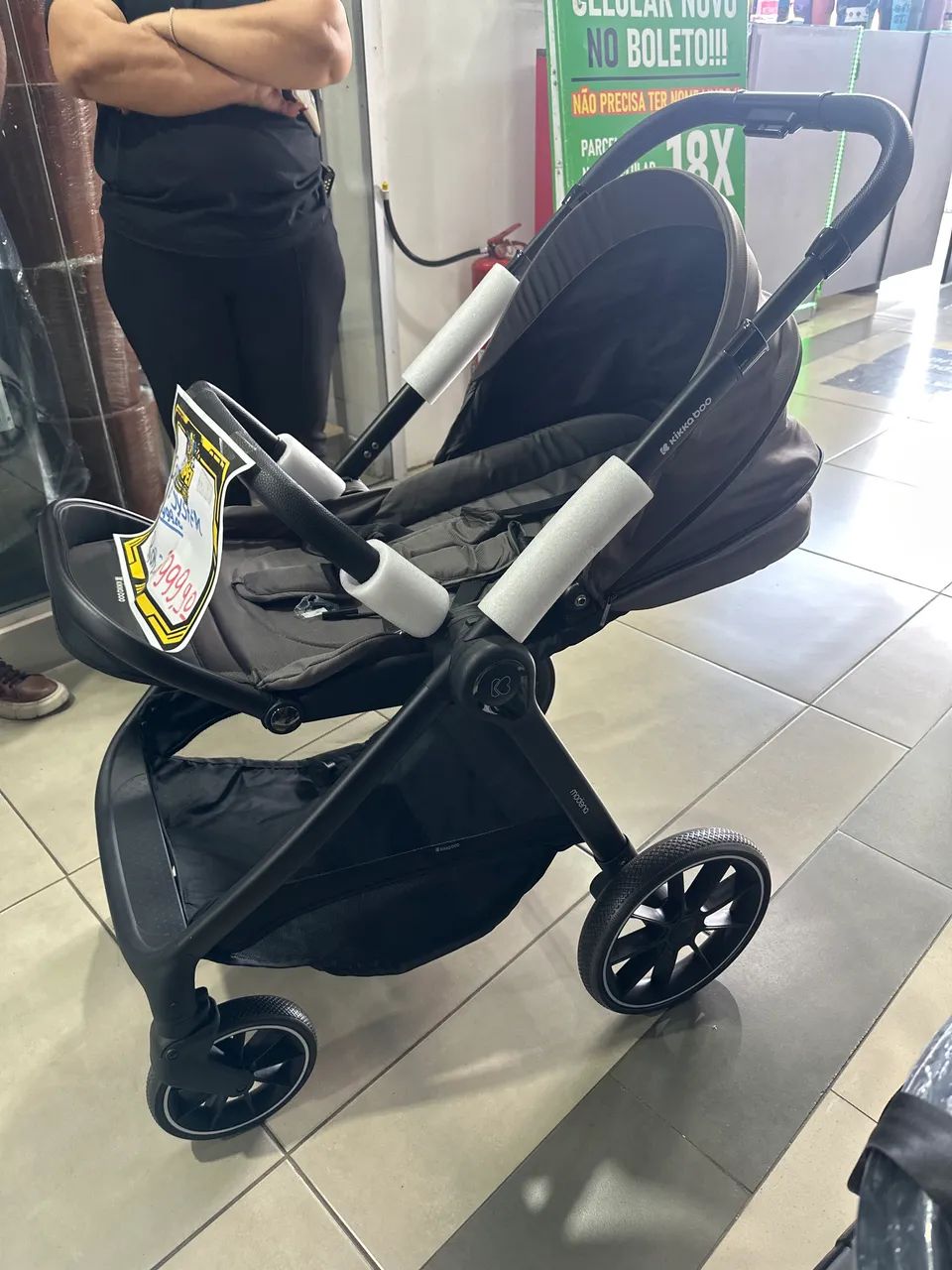 Carrinho de Bebê com Moisés System - 2 em 1 - Completo e novo - Foto 2