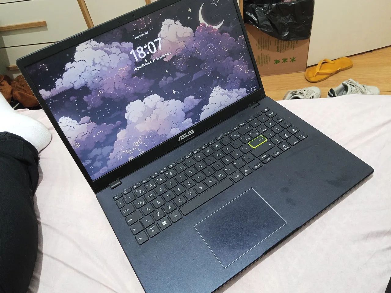 Vende-se Notebook ASUS