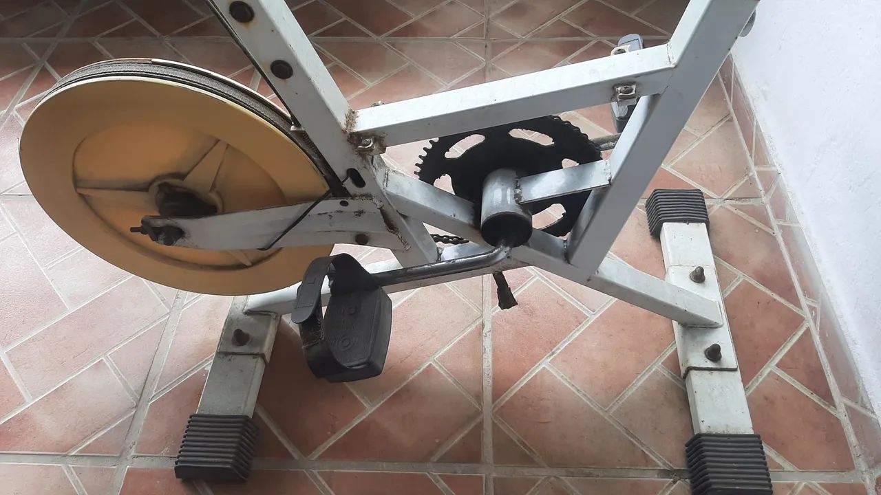 Bicicleta ergometrica - Foto 4