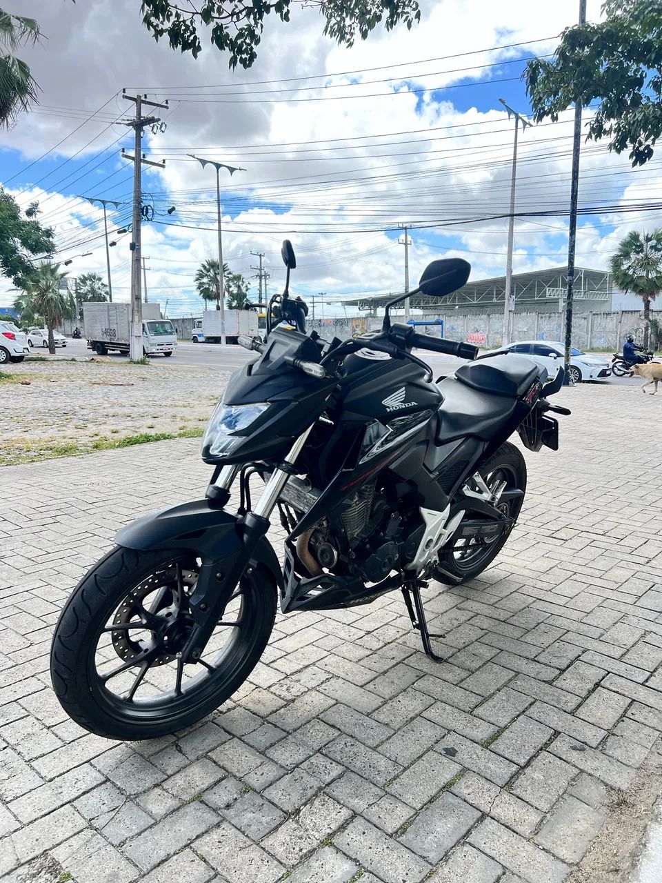 CB 300 f - Foto 2