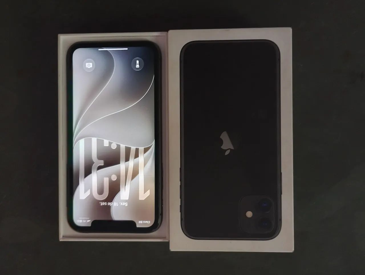 Vendo iPhone 11 bateria 81 com a caixa  - Foto 3