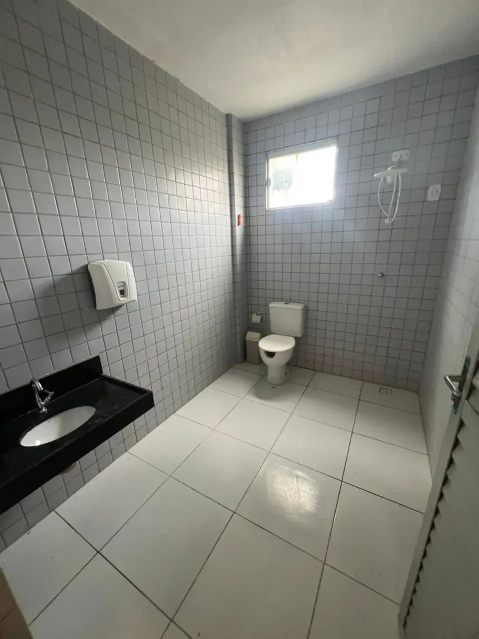 Galpão com 600 m2 e amplo pátio próximo a BR 101em Conde PB - Foto 5