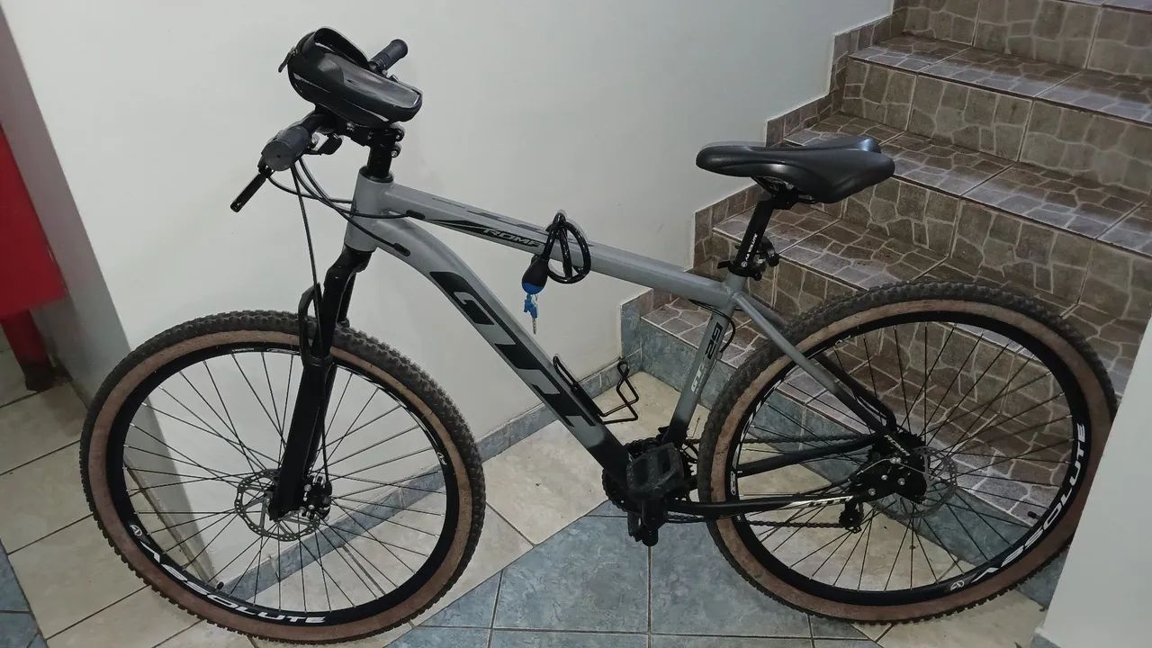 Bicicleta aro 29 semi nova - Foto 2