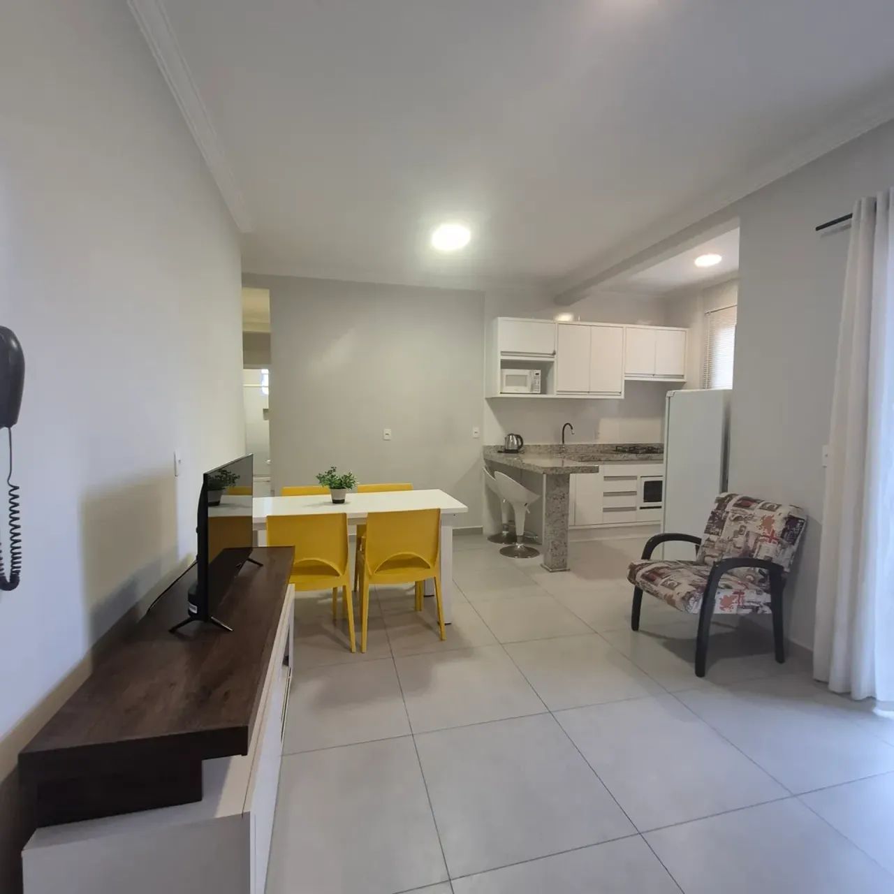 Lindo Apartamento  750 metros da praia de Ingleses - Foto 4