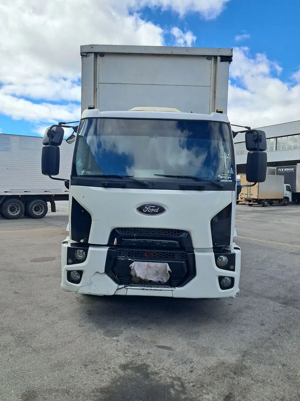 Ford cargo 1317 2012 com chassi 8 metros - Foto 4