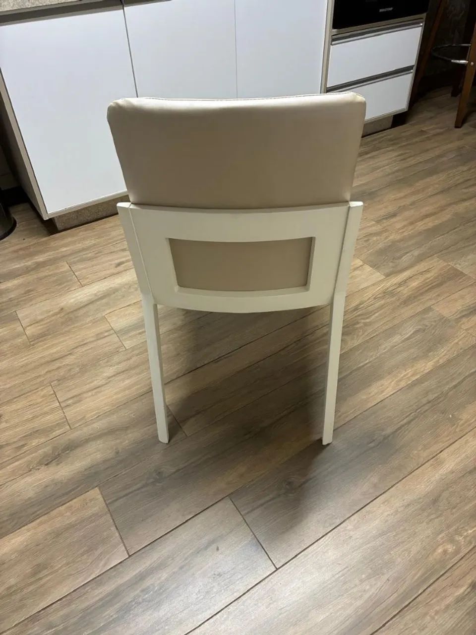 Conjunto de 6 cadeiras alto padrão.  - Foto 6