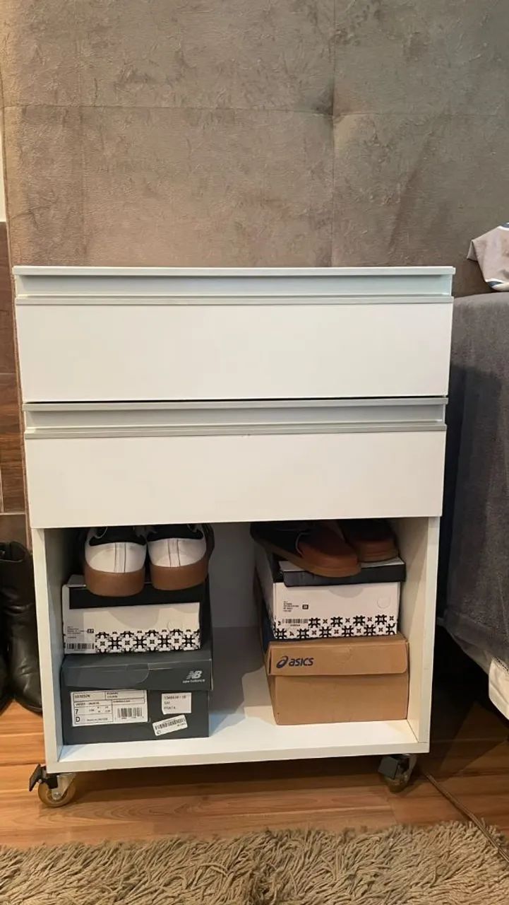 Duas mesinhas (criado )