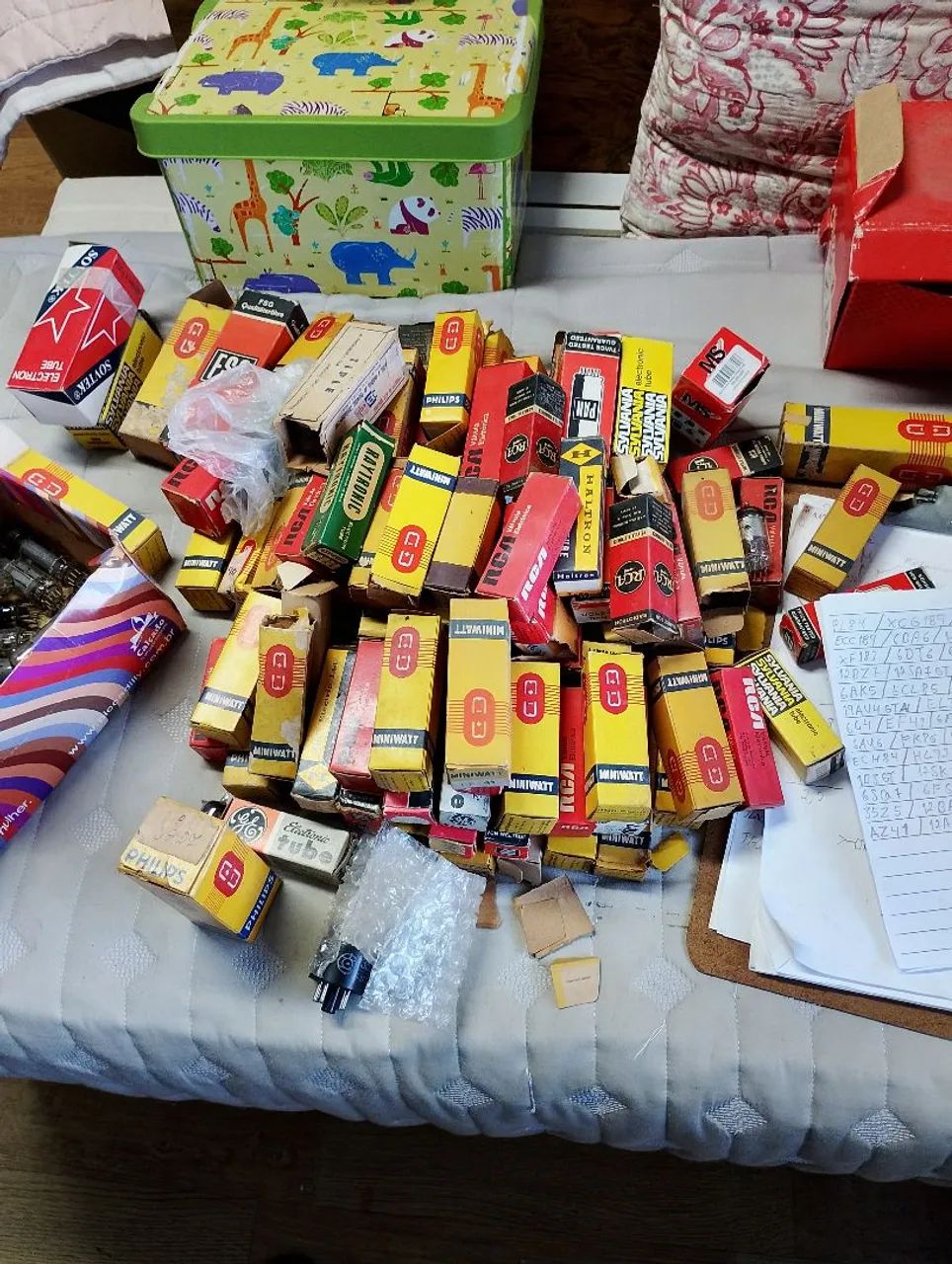 Válvula rádio antigo 