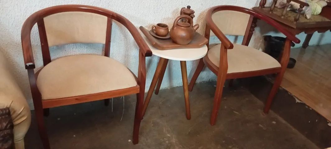 Par de poltronas com mesinha  - Foto 2