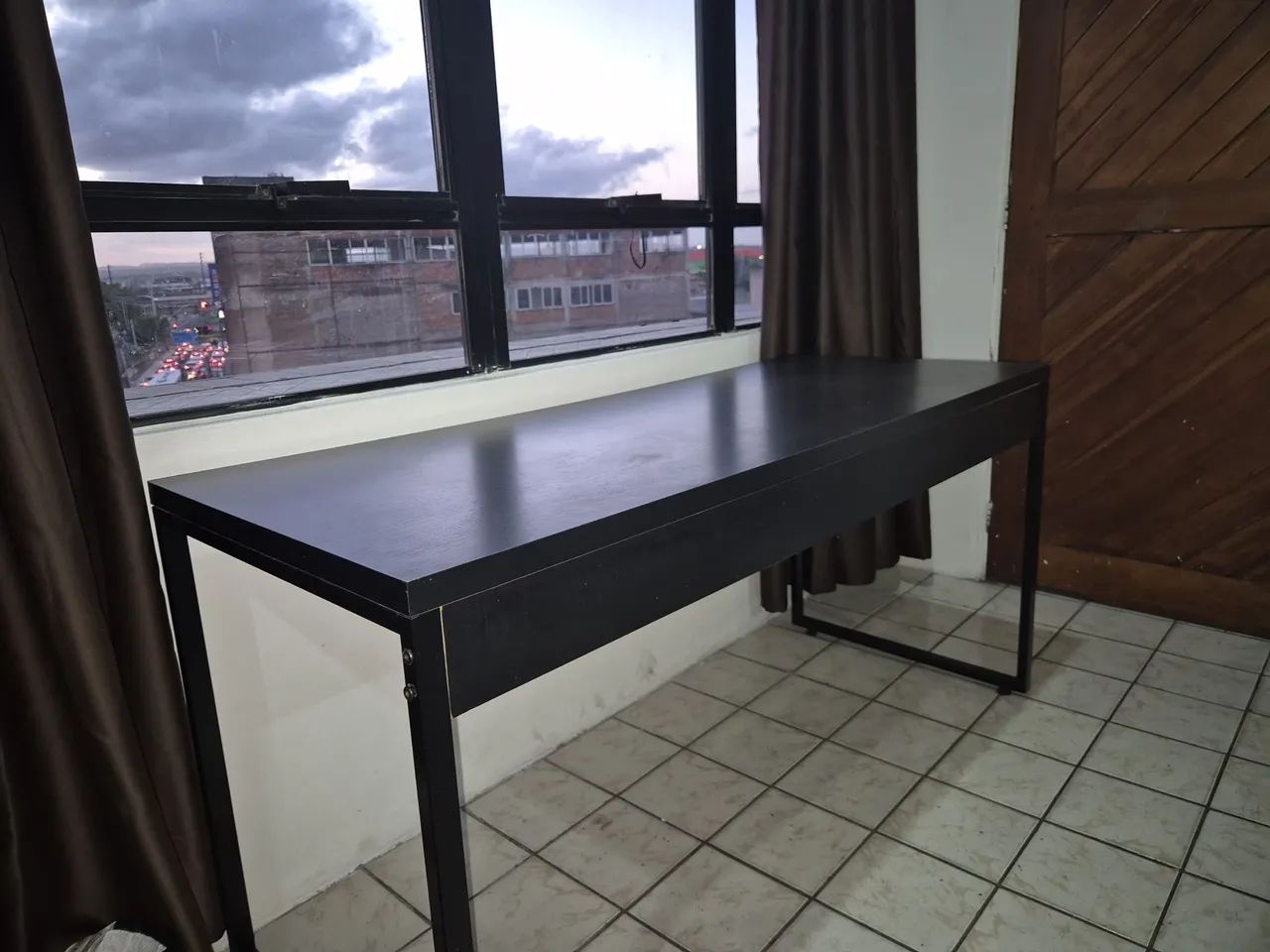 Mesa em MDF Kuadra - 1,50m | Usada - Foto 5