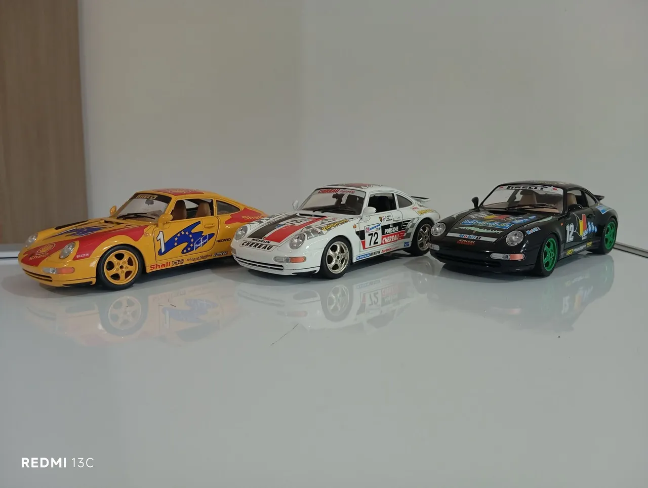 Minichamps 1:64 Porsche 911 (992) GT3 RS - CLDC Exclusive