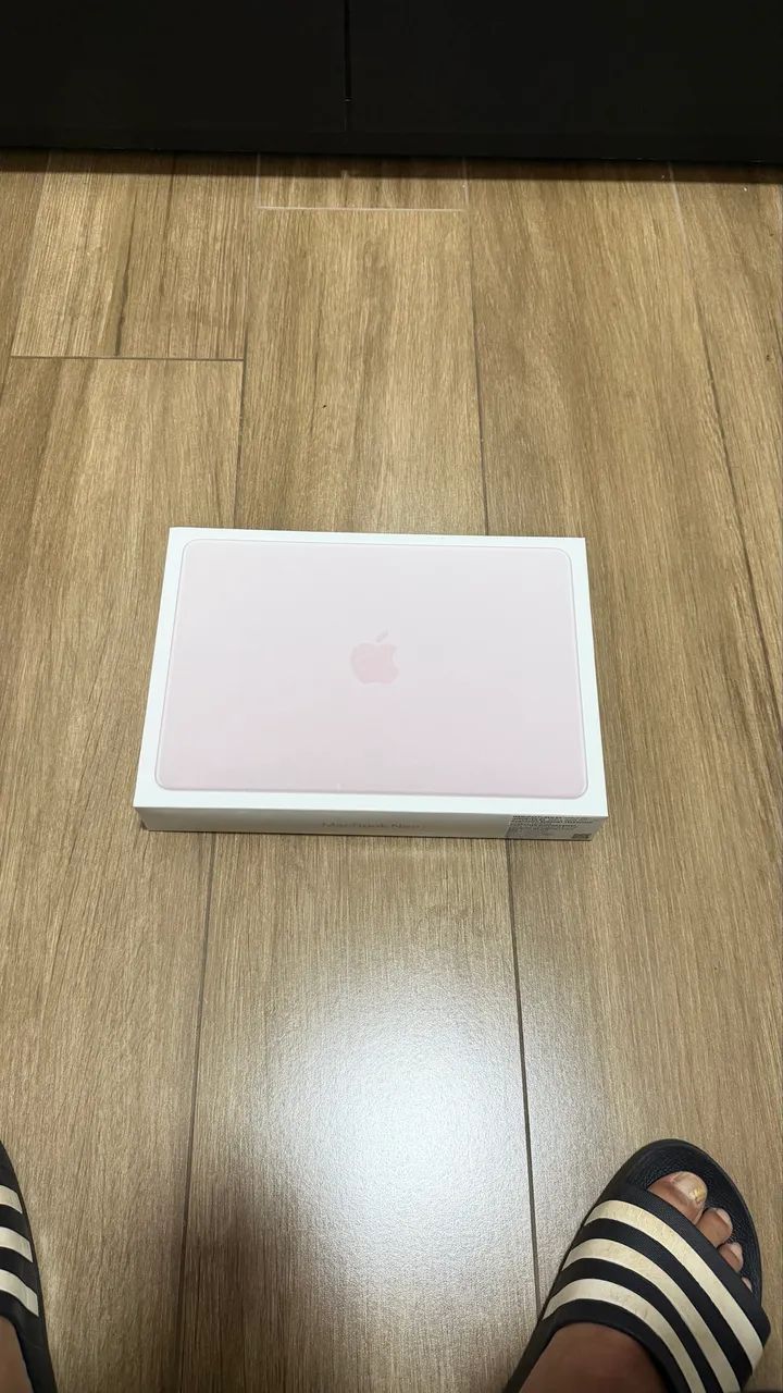 Macbook Neo Rosa 8/256gb lacrado