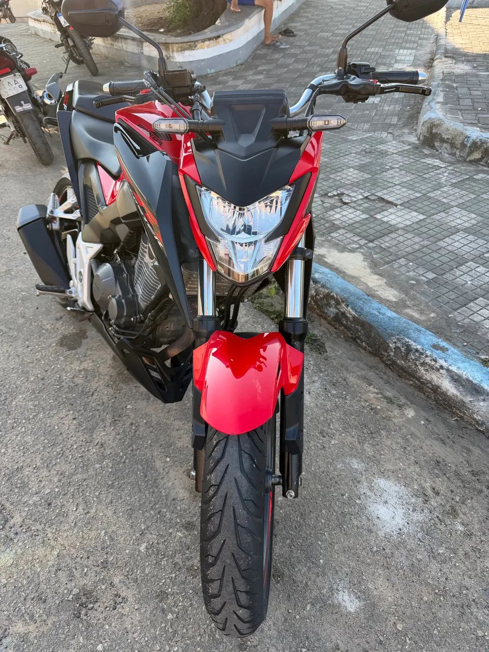 Honda Cb 300f - Foto 4