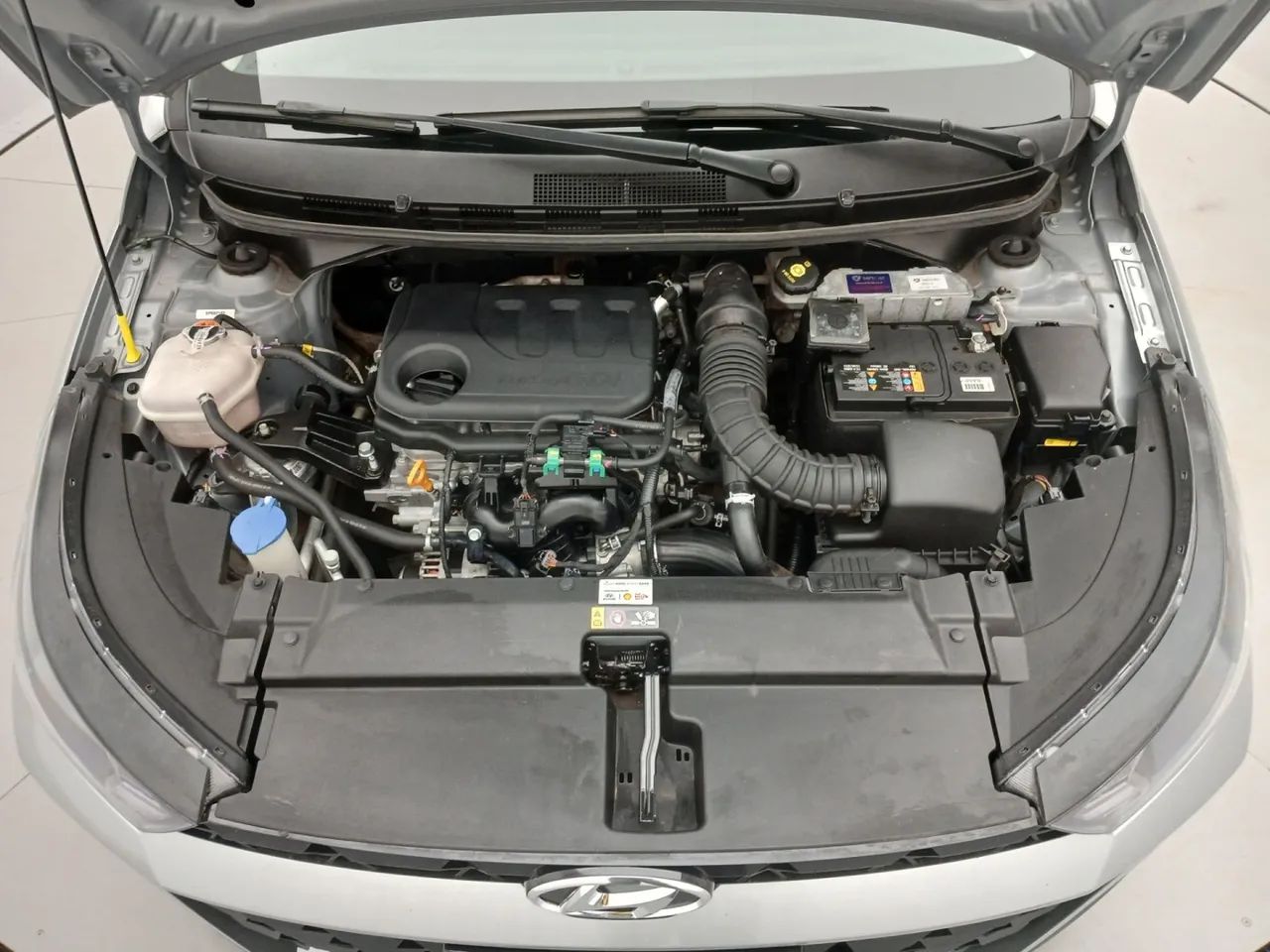 Hyundai HB20 Comf./C.Plus/C.Style 1.0 Flex 12V, foto 9 de 17