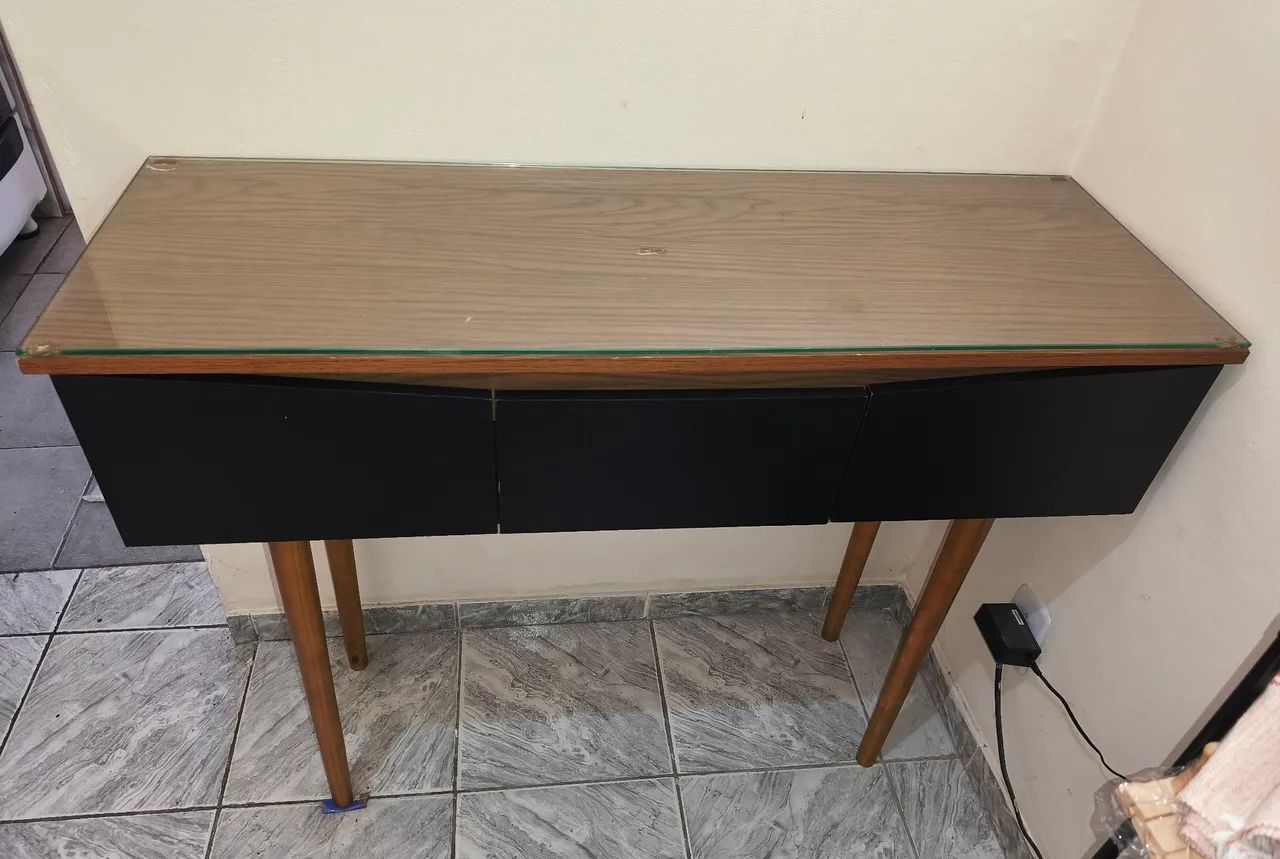 Aparador Buffet com 3 gavetas 