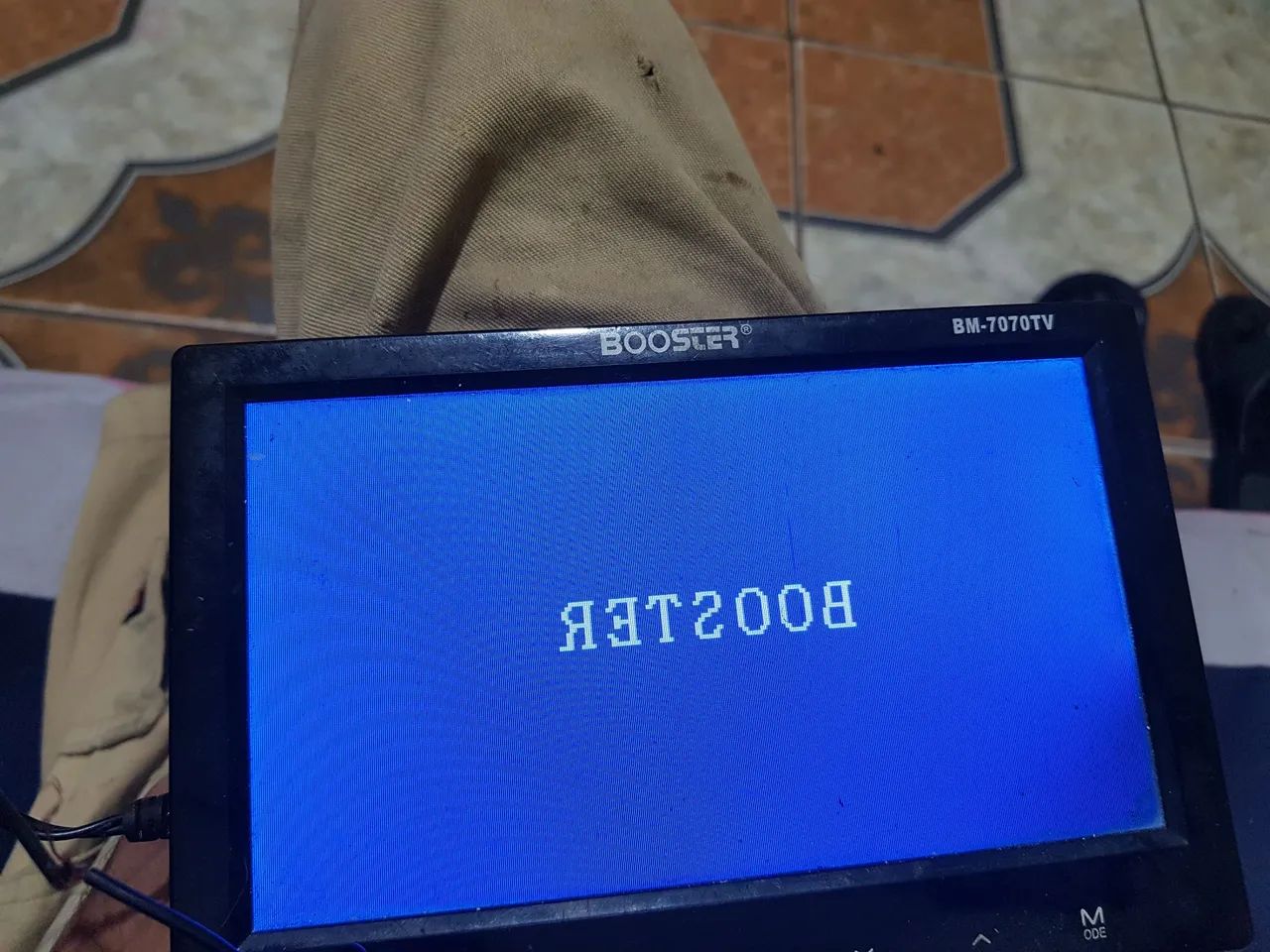 Tela7 polegadas lcd tv booster bm7070tv falta conector de vídeo  funcionando 