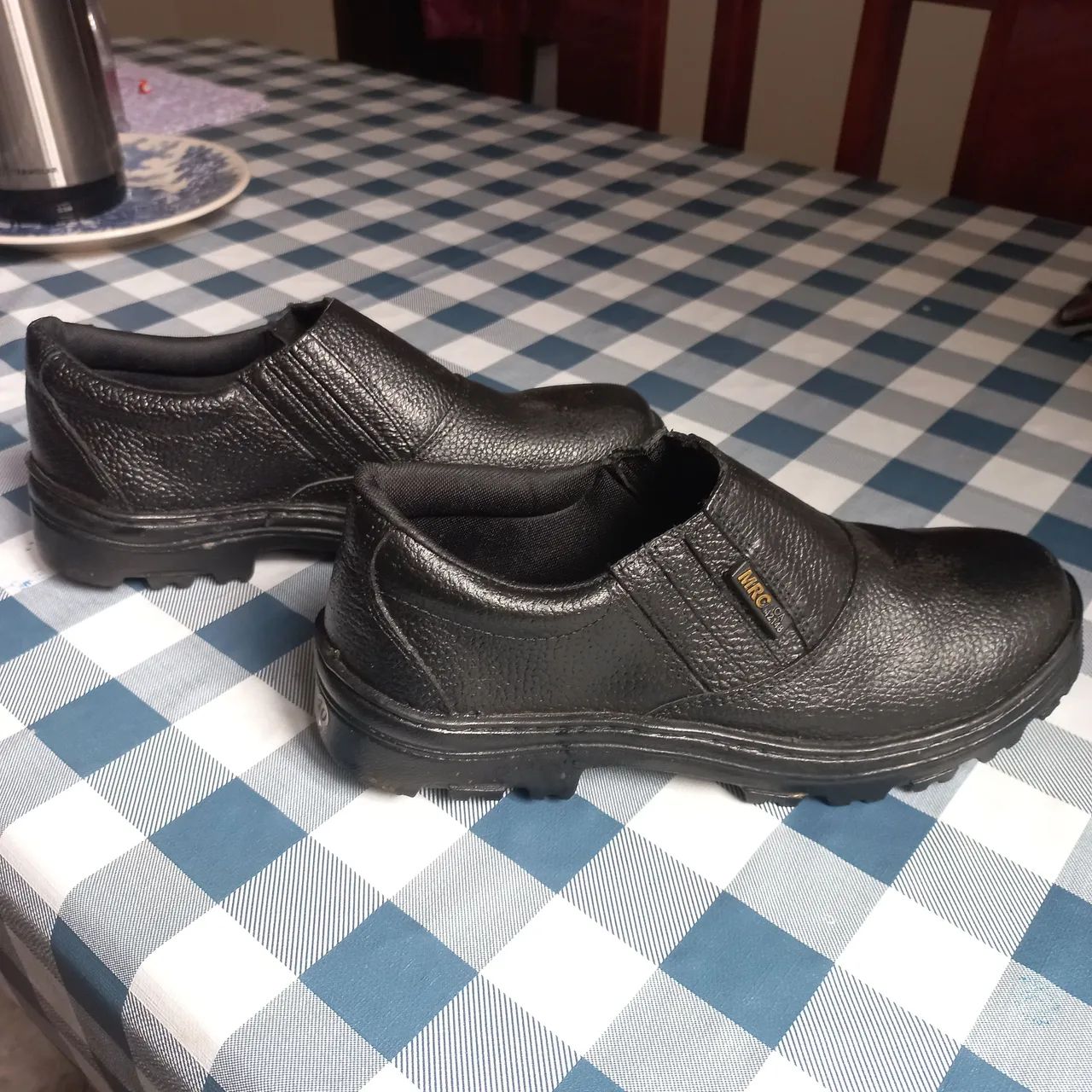 Bota bico de ferro n 40 - Foto 4