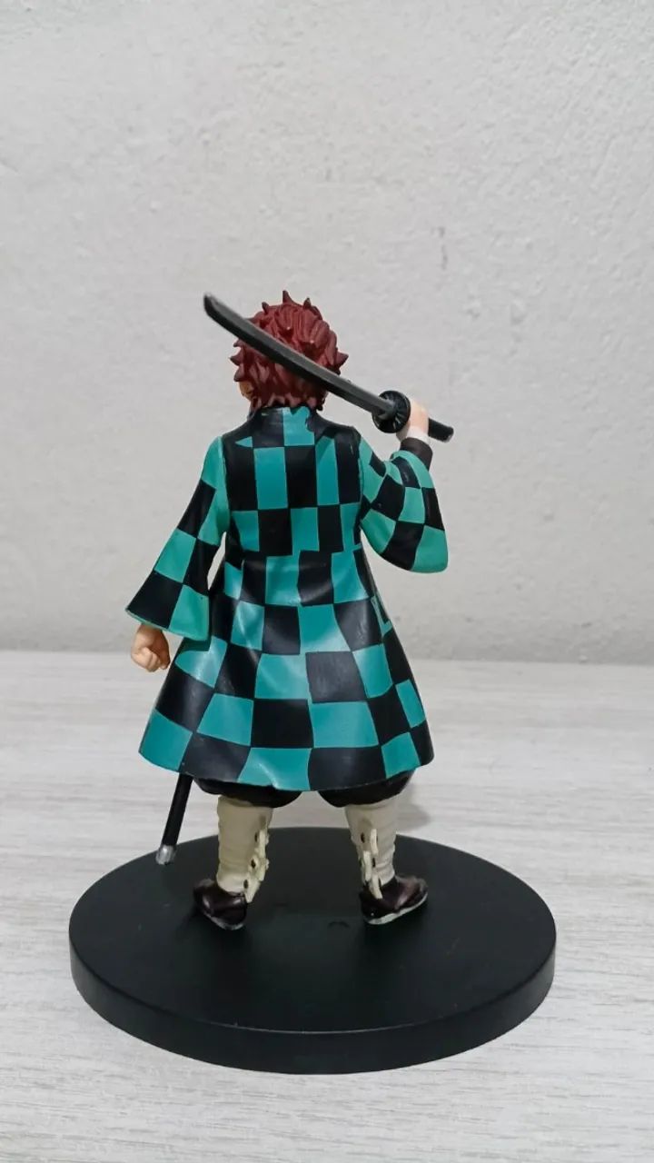 RÉPLICA FIGURE TANJIRO KAMADO  DEMON SLAYER - Foto 3