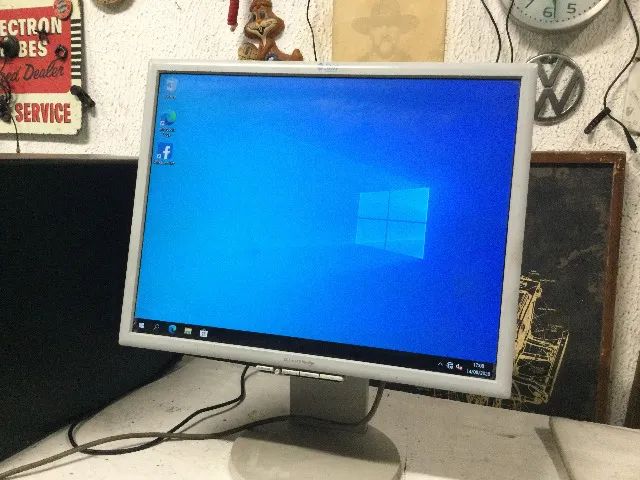 monitor antigo 20,1 polegadas