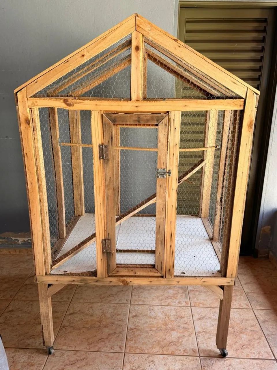  Vende-se Viveiro para pássaro  - Foto 3