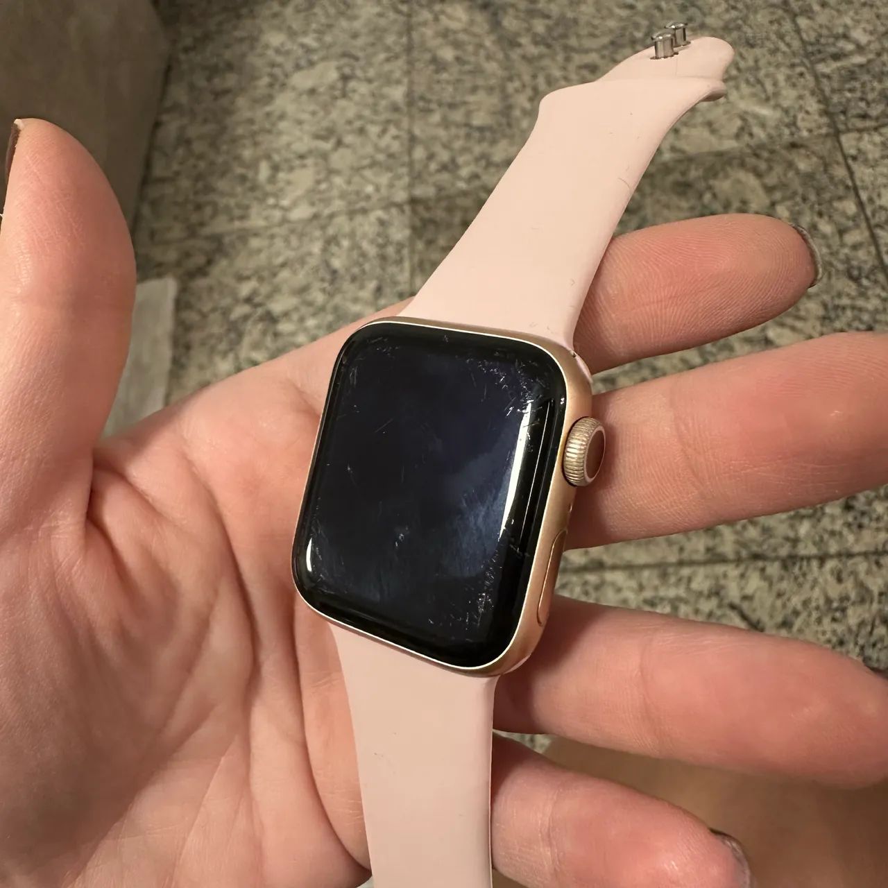 Apple watch rose série 6 40 mm  - Foto 4