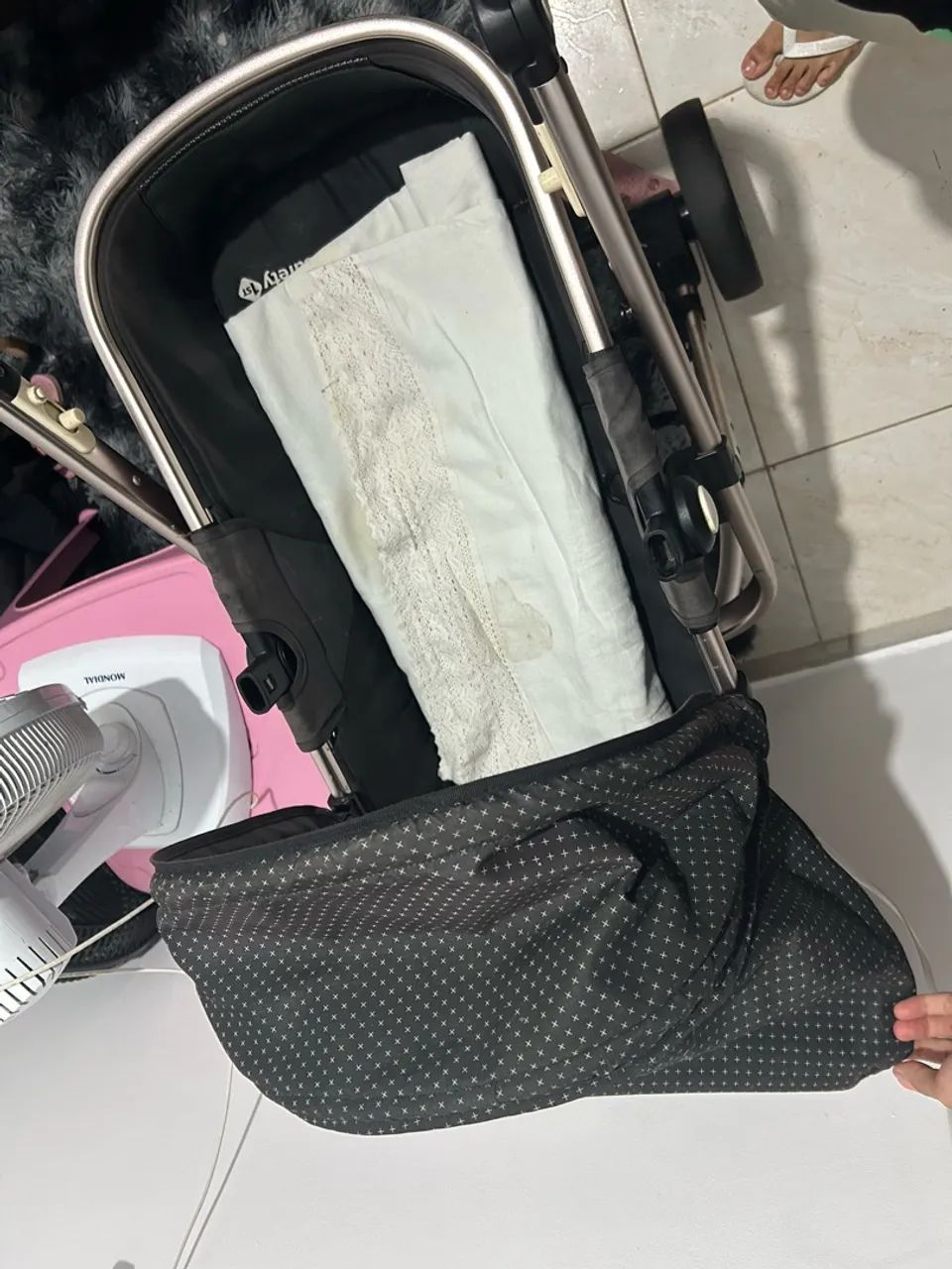 Carrinho de bebê a venda 