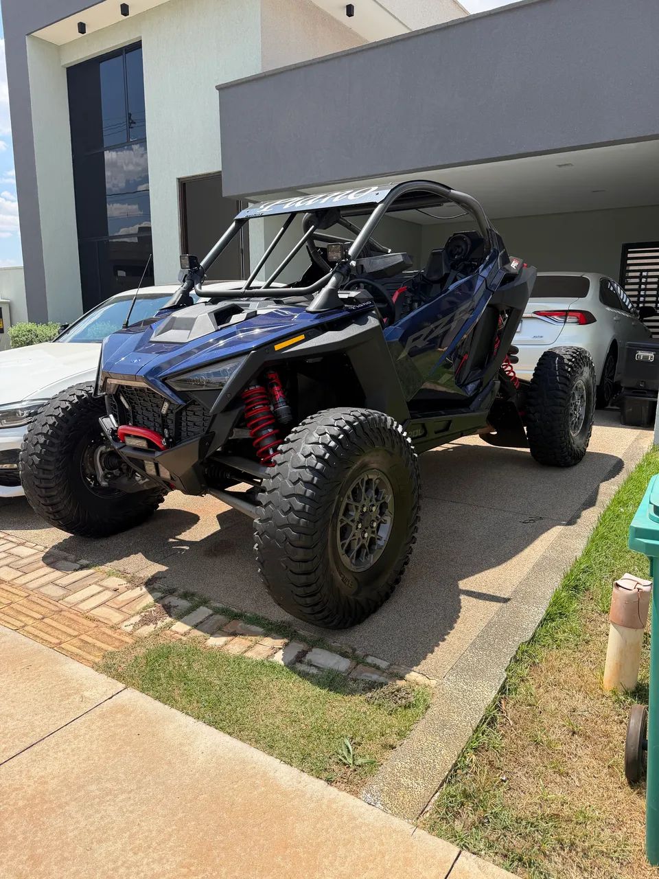 UTV Polaris Pro R 