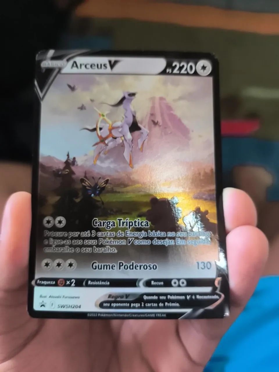 Vendo ArceusV em ótimas condições 