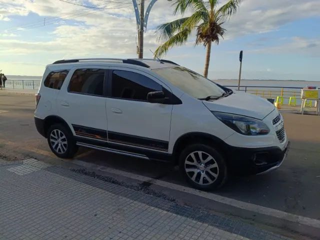 Chevrolet Spin SPIN ACTIV 1.8 8V Econo. Flex 5p Aut. 2016