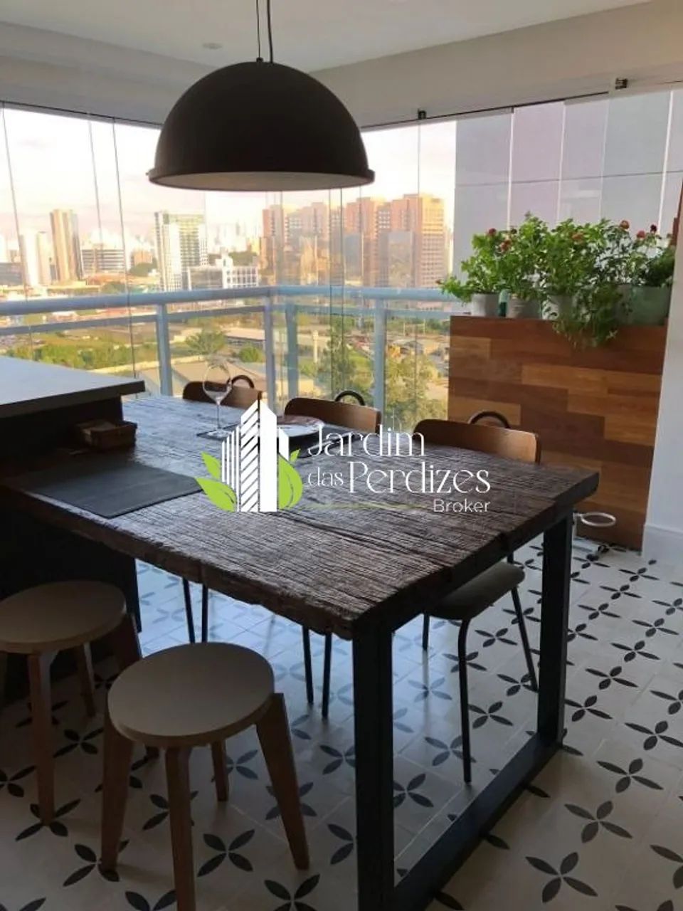 Apartamento com 2 Dormitórios e 2 Vagas na Rua Marc Chagall - Foto 2