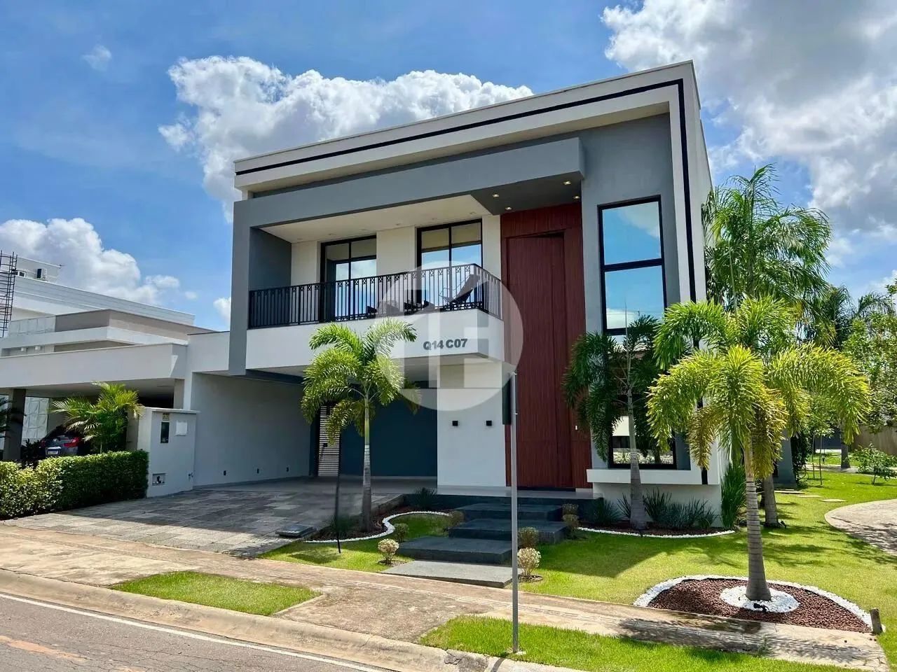 Imóvel à venda com 325 m² - 4 quartos no Portal da Amazônia - Rio Branco - AC