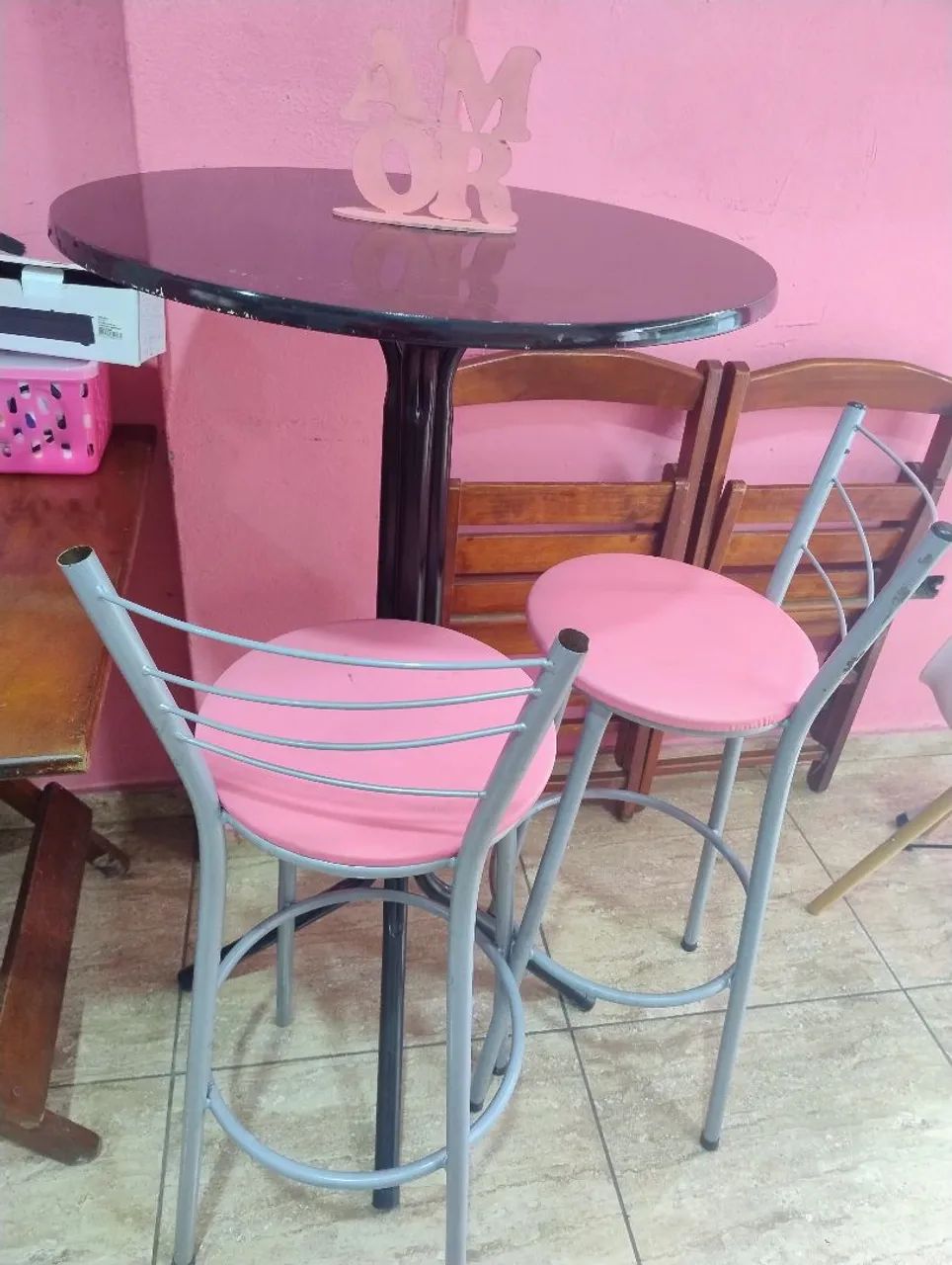 Bistrô e banquetas