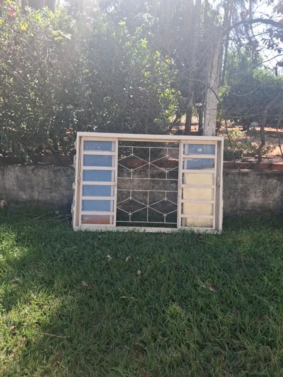 4 janelas de ferro usadas e bem conservadas - Foto 2