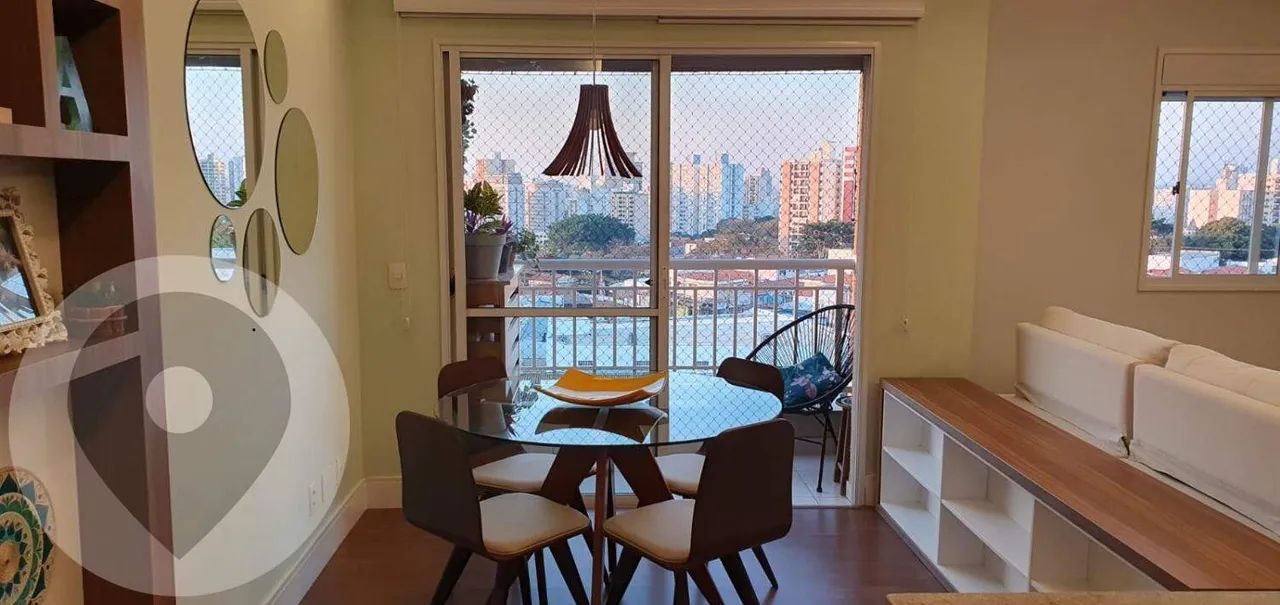 Apartamento a venda com três dormitórios sendo duas suítes.
